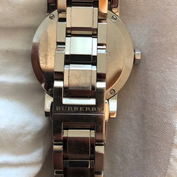 Women’s Burberry Watch - Picture 3 of 5